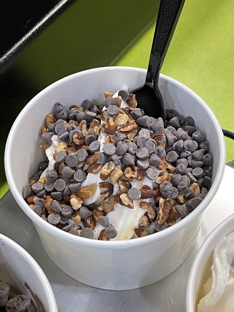 THE COVE YOGURT COFFEE Updated September 2024 17 Photos & 16 Reviews 12319 Chenal Pkwy