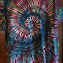 Kundalini Yoga in Detroit - Mike sells his amazing T-shirts, tapestries, dresses, woman's tops and bandanas.