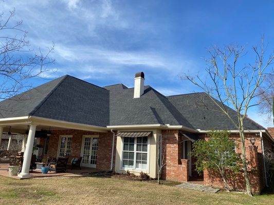 John Theriots Roofing Logo