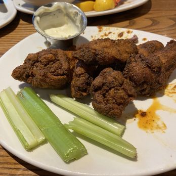 Outback Steakhouse - Kookaburra Wings - Steakhouses Near Me - Smithfield, North Carolina