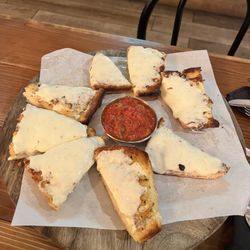 The Upper Crust Pizza - Cheese garlic bread
