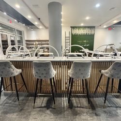 Crave Nails & Head Spa