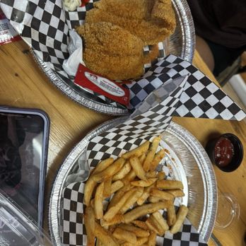 Porky J's BBQ - Crawfish + Fries - Barbeque Near Me - San Antonio, Texas Porky J's BBQ - Crawfish + Fries - Barbeque Near Me - San Antonio, Texas