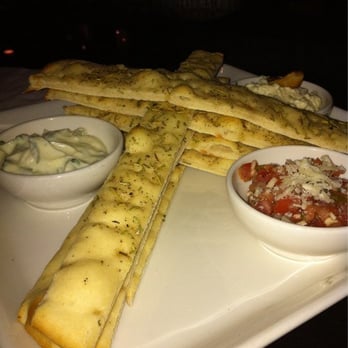 Moxies Fairview Mall Restaurant - Naan & three dip app - Canadian (New) Near Me - North York, Ontario Moxies Fairview Mall Restaurant - Naan & three dip app - Canadian (New) Near Me - North York, Ontario