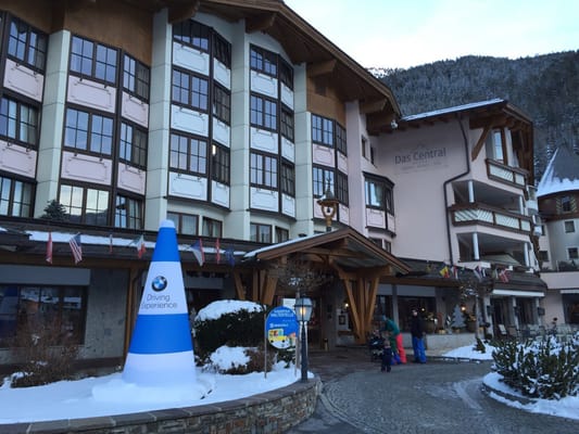 Hotel Das Central - Alpine . Luxury . Life by null