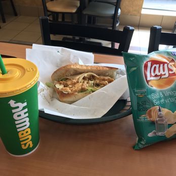Subway - a sandwich, chips and drink on a table - Sandwiches Near Me - Verdun, Quebec Subway - a sandwich, chips and drink on a table - Sandwiches Near Me - Verdun, Quebec