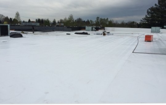 Slide of C & I Roofing