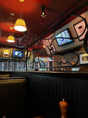 Marlow's Tavern by null