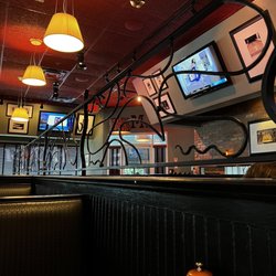Marlow's Tavern