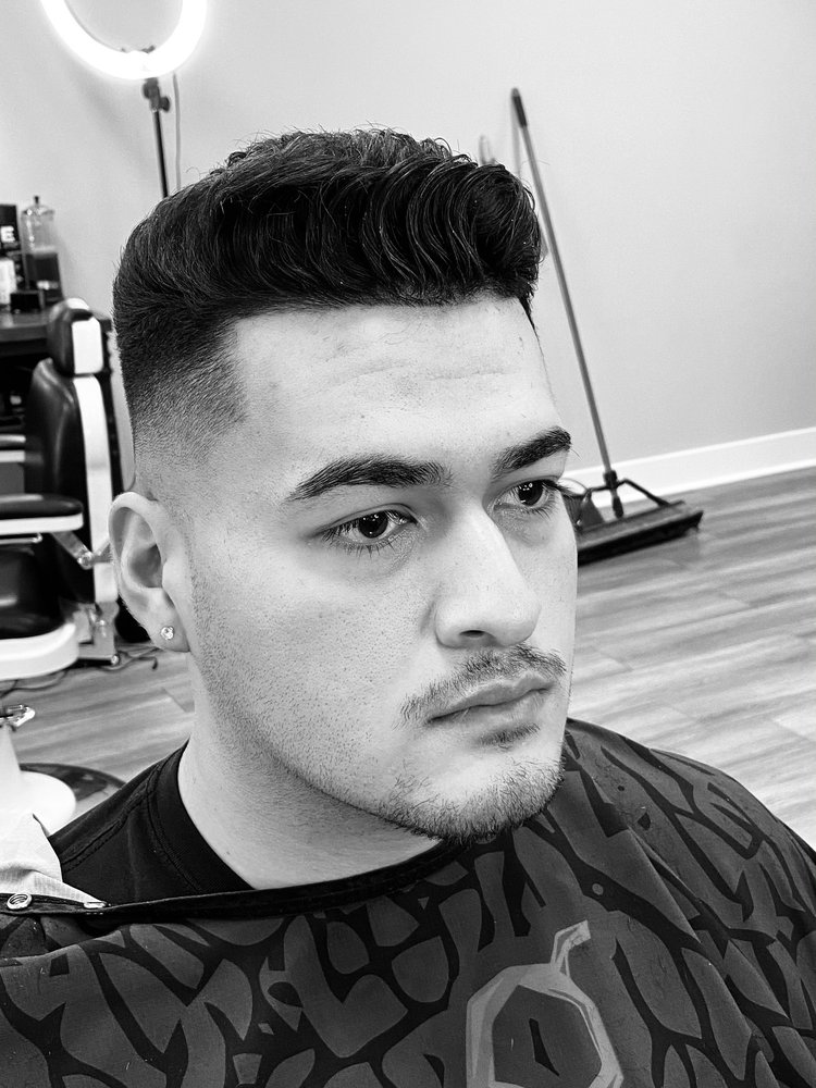 BEARDSLEY’S BARBER SHOP Updated August 2024 28 Photos & 10 Reviews