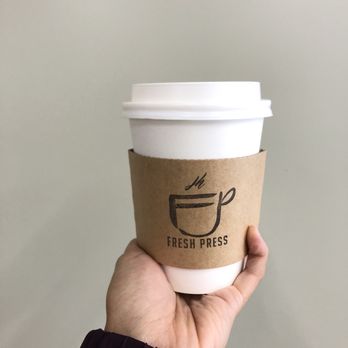 Fresh Press Coffee Bar - Hojicha latte - Coffee & Tea Near Me - Richmond, British Columbia Fresh Press Coffee Bar - Hojicha latte - Coffee & Tea Near Me - Richmond, British Columbia