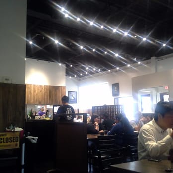 Izakaya Ju - Interior during Tuesday lunch rush - Japanese Near Me - Markham, Ontario