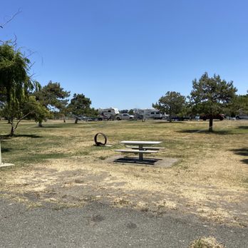 Sandy Beach Park - All camping areas have fire pits (the ring) and picnic tables, and are pull through, making parking a breeze! - Parks Near Me - Rio Vista, California Sandy Beach Park - All camping areas have fire pits (the ring) and picnic tables, and are pull through, making parking a breeze! - Parks Near Me - Rio Vista, California