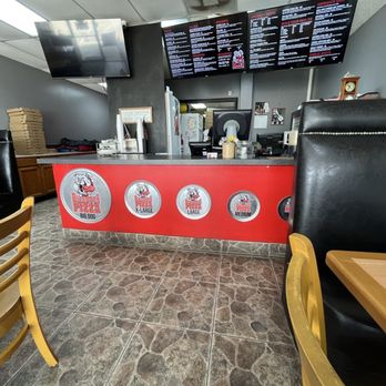 Bulldogs Pizza - Pizza Near Me - Spring, Texas