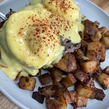 The Breeze Cafe - Breeze Benedict - Breakfast & Brunch Near Me - Newark, California The Breeze Cafe - Breeze Benedict - Breakfast & Brunch Near Me - Newark, California