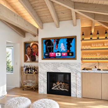 Blend Technology - Malibu Beach House. Control, automation, lightng - Home Theatre Installation Near Me - Agoura Hills, California Blend Technology - Malibu Beach House. Control, automation, lightng - Home Theatre Installation Near Me - Agoura Hills, California