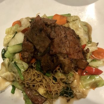 Saigon Dish - Custom order- egg noodle soft chowmein with veggies and grilled pork. - Vietnamese Near Me - Lawndale, California Saigon Dish - Custom order- egg noodle soft chowmein with veggies and grilled pork. - Vietnamese Near Me - Lawndale, California