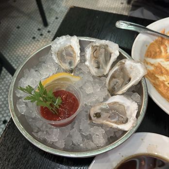 Sotto Mare - East Bay oysters (I wish we got more) - Seafood Near Me - San Francisco, California Sotto Mare - East Bay oysters (I wish we got more) - Seafood Near Me - San Francisco, California