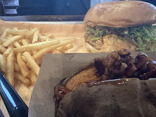 Izzy's Brooklyn Smokehouse by null