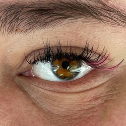 614 Lash Bar