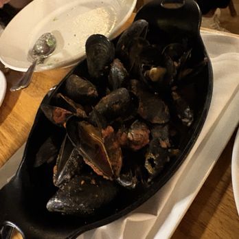 Luigino's Parmigiana - Mussels marinara - Salad Near Me - Montclair, New Jersey Luigino's Parmigiana - Mussels marinara - Salad Near Me - Montclair, New Jersey