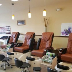 Iris Nails & Spa