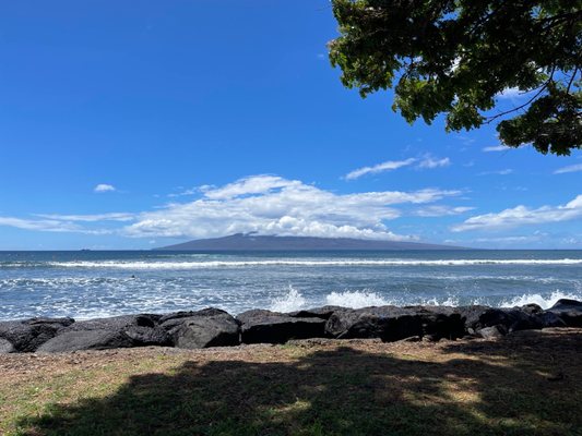Launiupoko Beach Park by null
