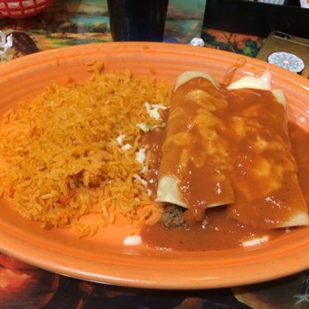 El Canelo Restaurant - Enchilada lunch special. - Mexican Near Me - Buffalo, New York El Canelo Restaurant - Enchilada lunch special. - Mexican Near Me - Buffalo, New York