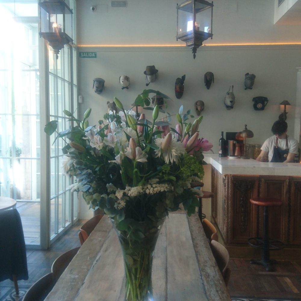 El Perro y La Galleta - Tapas/Small Plates Near Me - Madrid, M