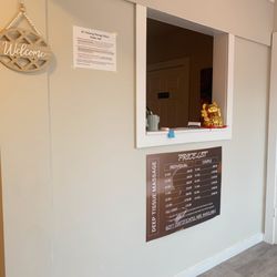 Bi’s Relaxing Massage - lobby