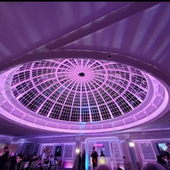 Jericho Terrace - Booke the Dome Room, it has amazing lighting and feels like you are in a dreams. - Caterers Near Me - Mineola, New York