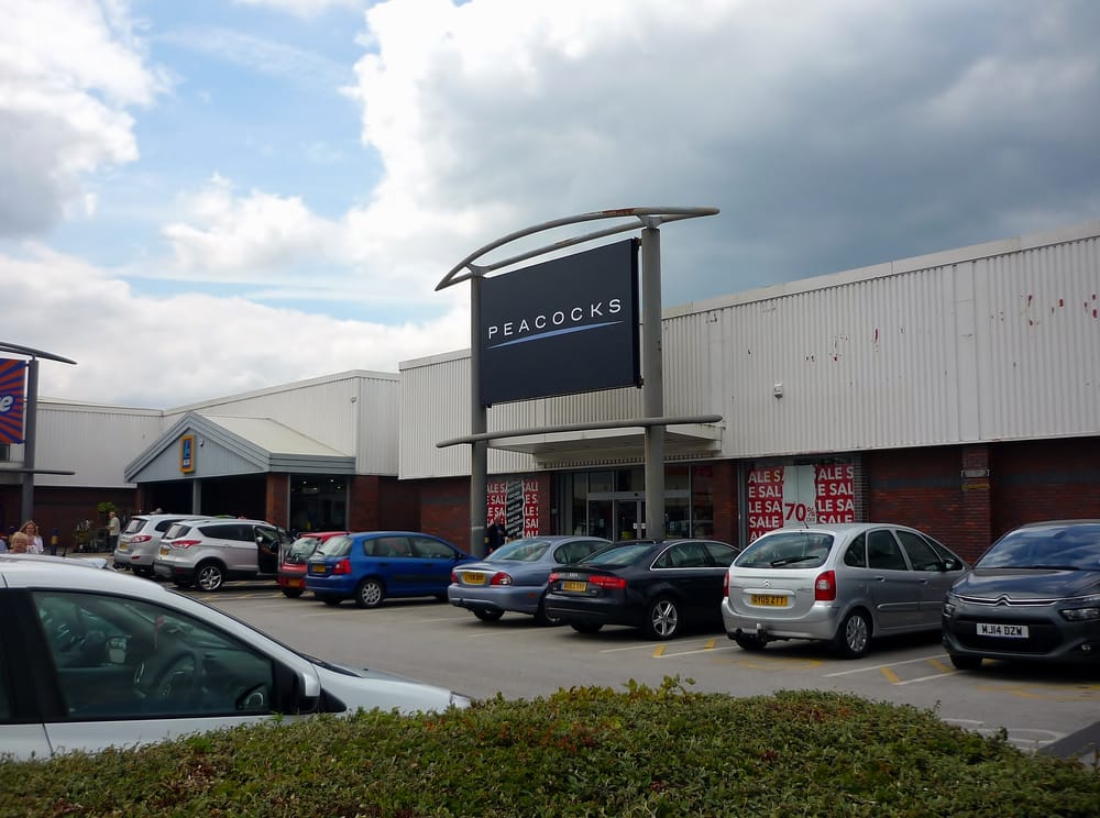 PEACOCKS Saintt Helens Retail Park, Warrington, Merseyside, United