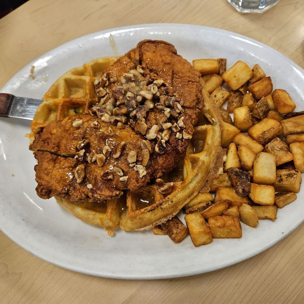Le Peep - Breakfast & Brunch Near Me - Valparaiso, Indiana