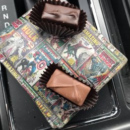 Dark choclate and milk chocolate raspberry gels banging as the owner just stated as we were feasting in our truck. Great owner! Dark choclate and milk chocolate raspberry gels banging as the owner just stated as we were feasting in our truck. Great owner!