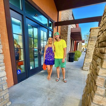 LongHorn Steakhouse - Steakhouses Near Me - La Quinta, California