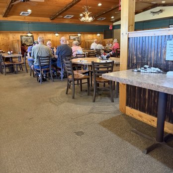 James Street Inn - Indoor dining room - Diners Near Me - Holland, Michigan