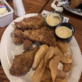 CRACKER BARREL OLD COUNTRY STORE - Updated December 2024 - 191 Photos