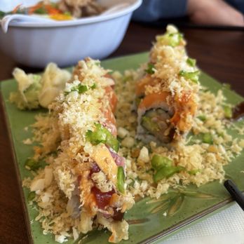 Queen V's Sushi Hive - Cheat roll - Sushi Bars Near Me - Tahoe City, California Queen V's Sushi Hive - Cheat roll - Sushi Bars Near Me - Tahoe City, California
