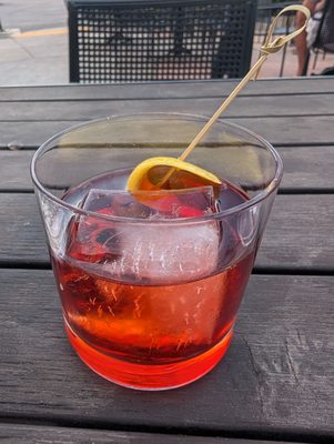 Golden Gate Saloon by null