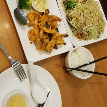 Jeng Chi - Veggie stir fried noodles, fried spicy shrimp - Bakeries Near Me - Dallas, Texas Jeng Chi - Veggie stir fried noodles, fried spicy shrimp - Bakeries Near Me - Dallas, Texas