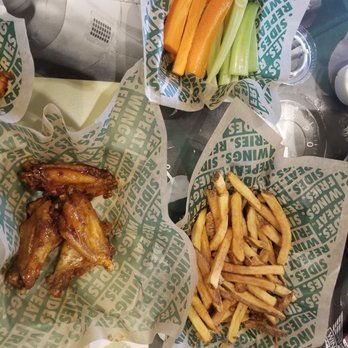 Wingstop - Chicken Wings Near Me - Vancouver, Washington