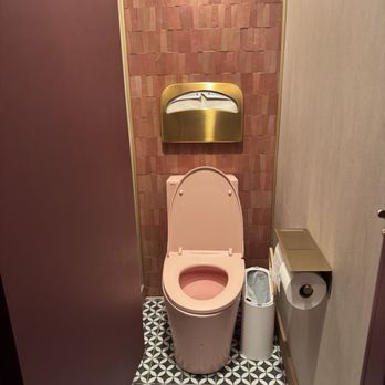 GIWA - Pink toilet! - Breakfast & Brunch Near Me - Santa Clara, California