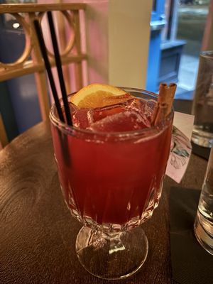 Roxanne's by null