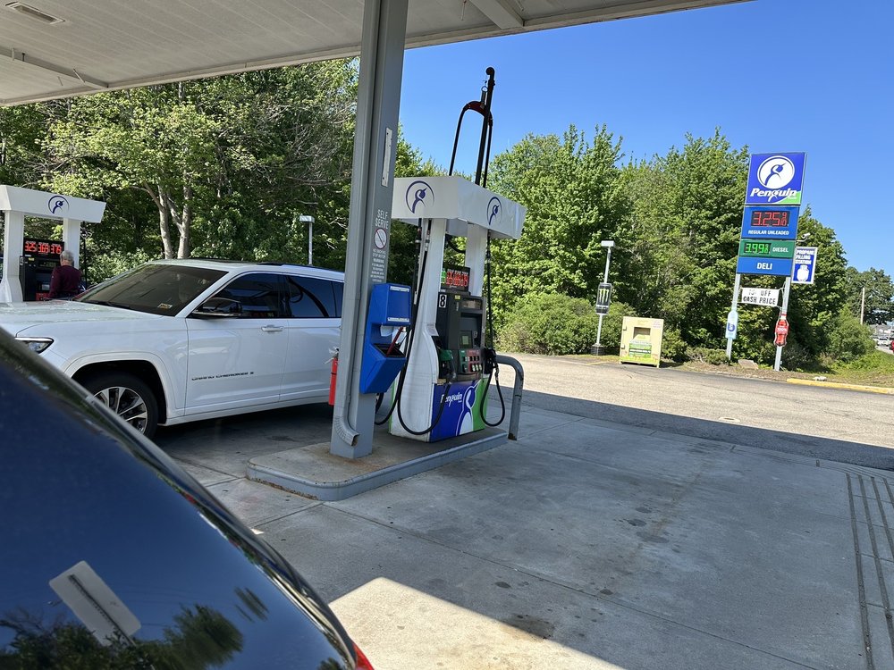 HAMPTON FALLS DELI BARN Updated September 2024 130 Lafayette Rd