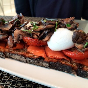 holts café - Brunch Tartine - Cafes Near Me - Toronto, Ontario