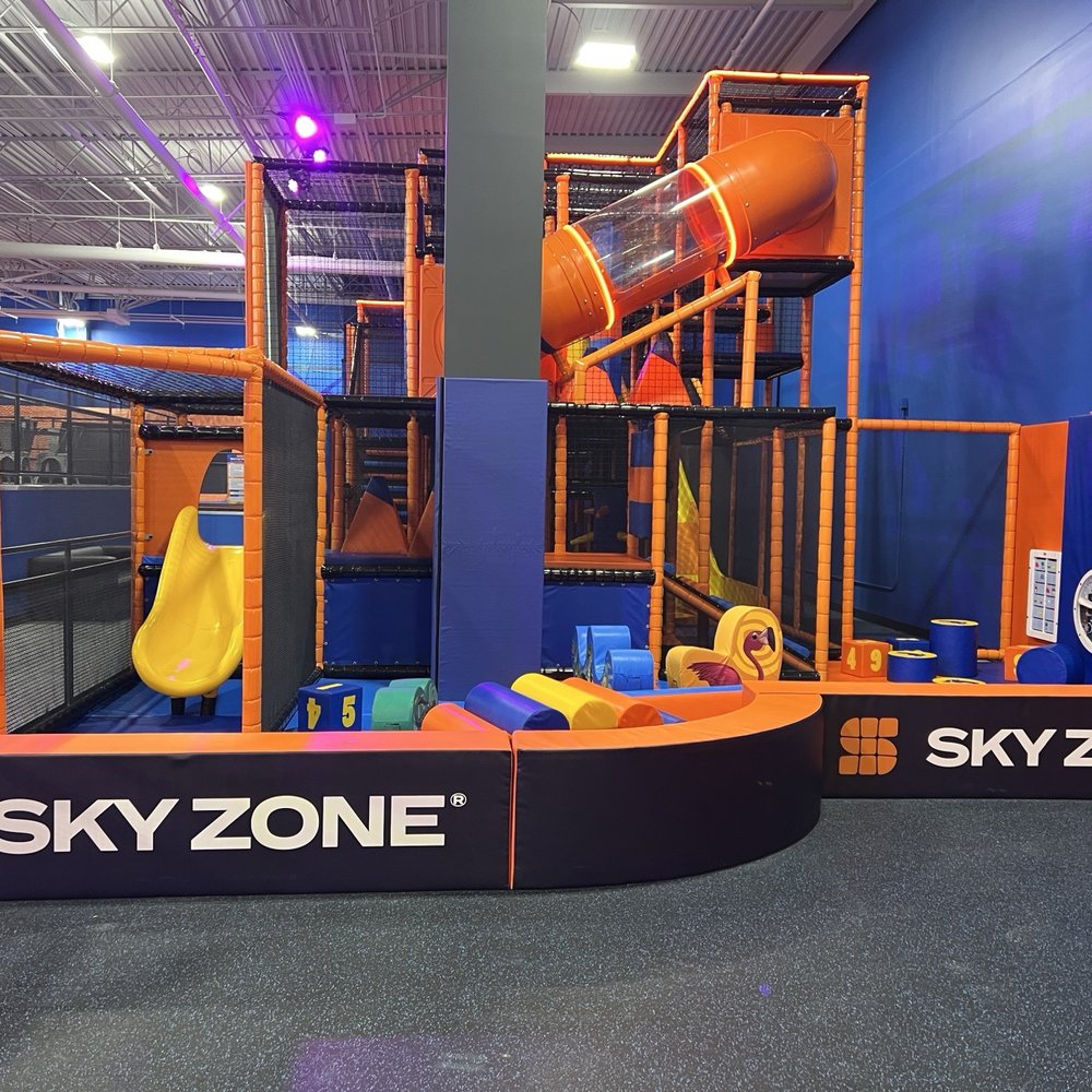 Sky Zone Trampoline Park - Trampoline Parks Near Me - Huntington Beach, California Sky Zone Trampoline Park - Trampoline Parks Near Me - Huntington Beach, California
