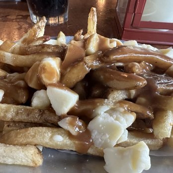 Beardslee Public House - Poutine - Breweries Near Me - Bothell, Washington