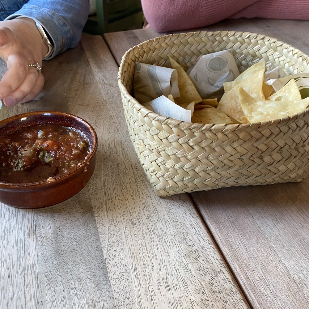 Molé Restaurant - Chips and Salsa - Mexican Near Me - Spokane, Washington