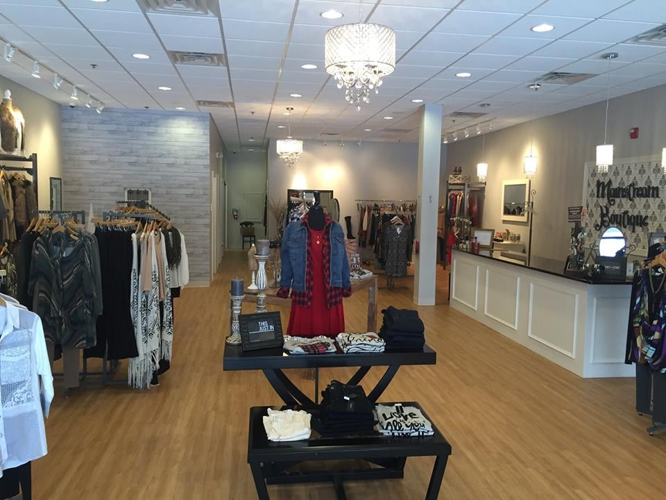 MAINSTREAM BOUTIQUE OMAHA Updated August 2024 1201 S 157th St