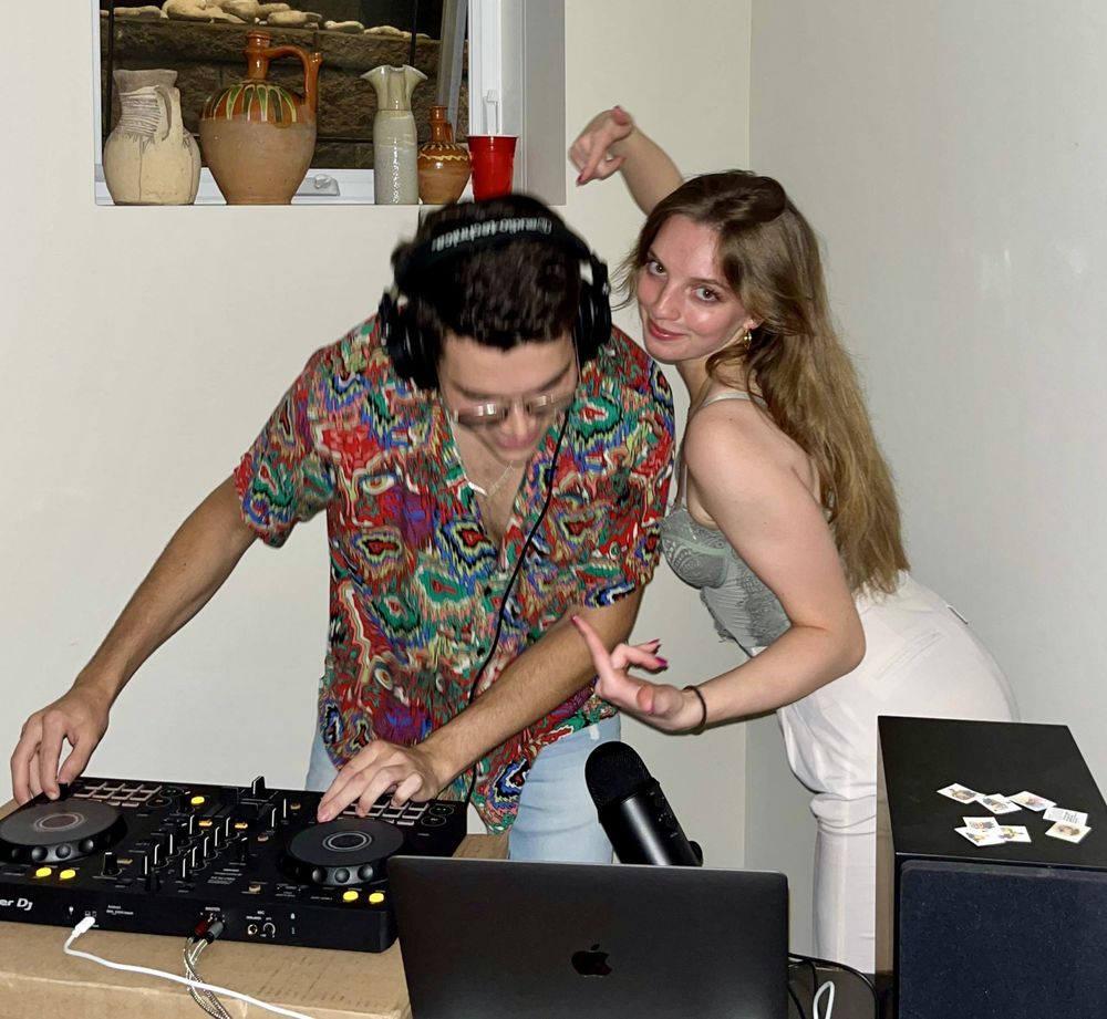 DJ DJ